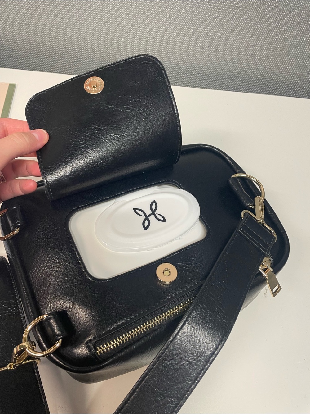 Higton & Company Women’s Black Leather Crossbody Bag with Gold Zip - Picture 9 of 13